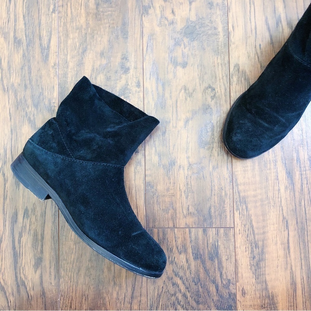 Eileen Fisher • Jaunt ankle boots booties black suede soft leather slouch mid